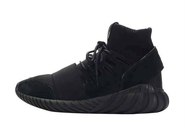 adidas Tubular Doom Triple Black V1