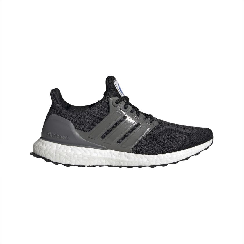 adidas WMNS Ultra Boost 5.0 DNA Core Black Iron Metallic