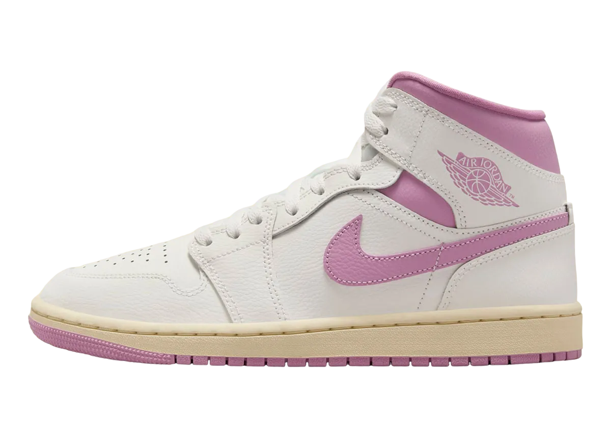 air-jordan-1-strawberries-