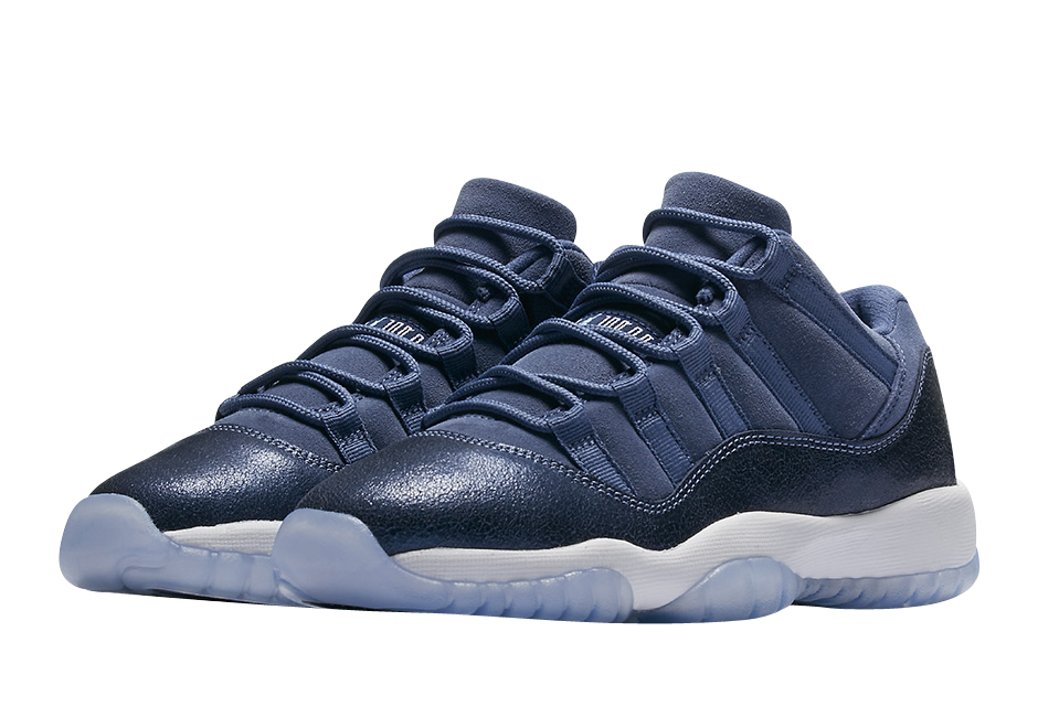 【新品】LOEM moon navy air-jordan-11-low-gs-blue-moon.jpg