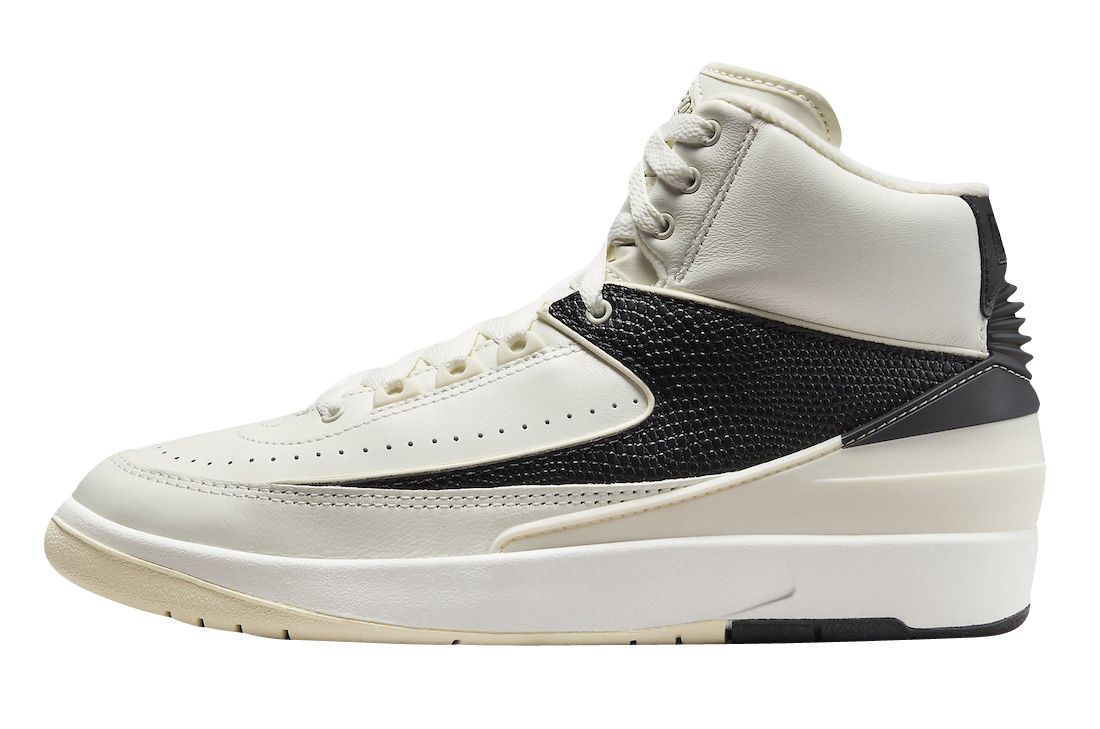air-jordan-2-wmns-sail-black.jpg