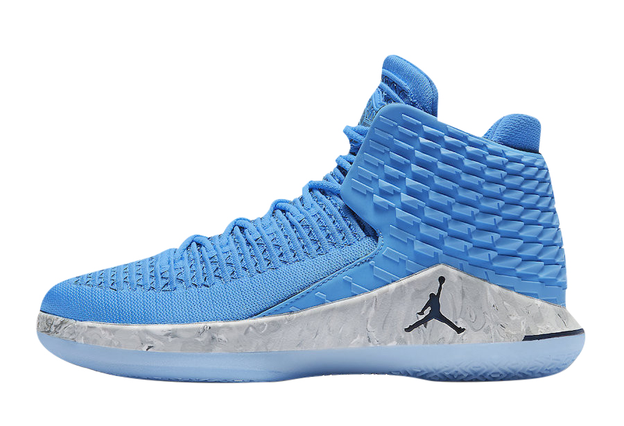 Air Jordan 32 UNC