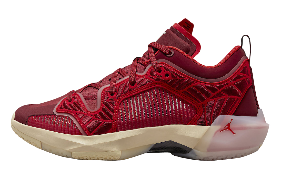 Air Jordan 37 Low WMNS Team Red