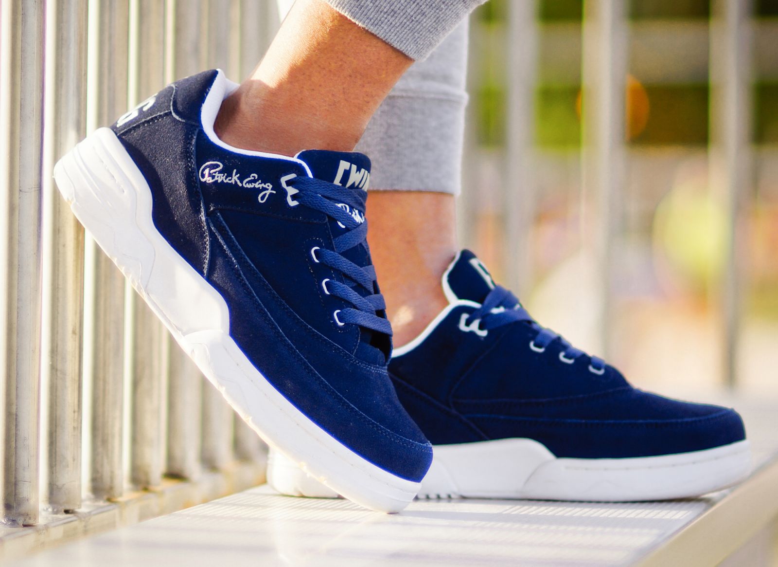 Ewing 33 Low - Navy / White