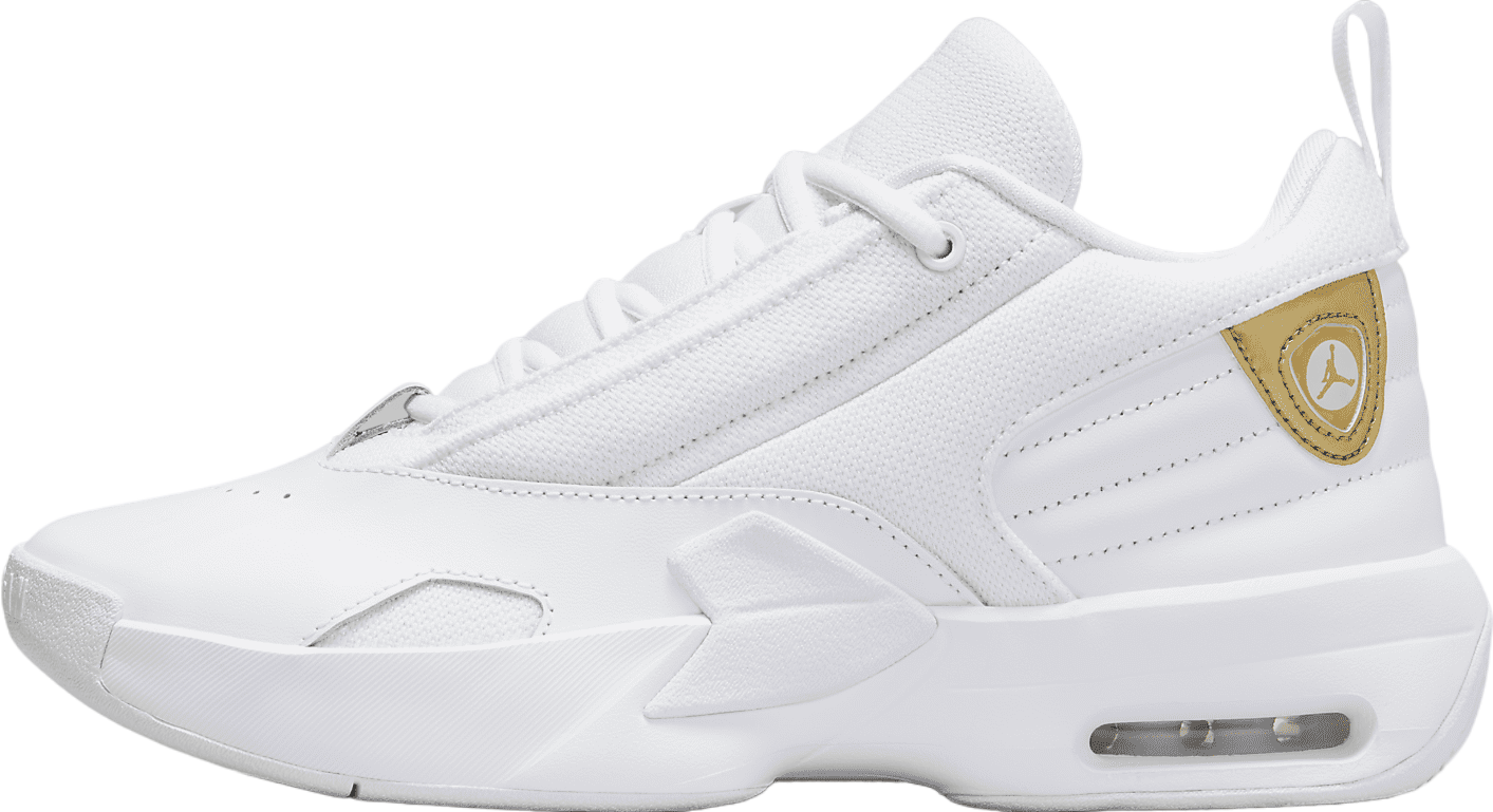 NIKE JORDAN MAX AURA 6 WHT/M GOLD 国内発送 NIKE JORDAN MAX AURA 6 WHT/M GOLD 国内発送 (Nike/スニーカー