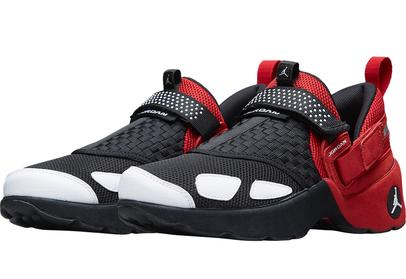 Jordan Trunner LX Black Red