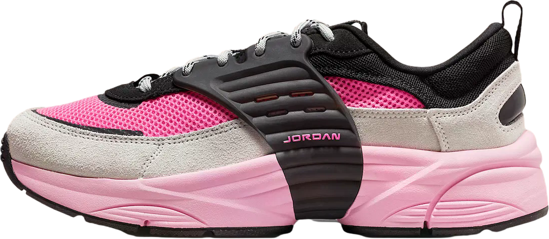 @trhkrkr119623  Jordan Trunner O/S Wolf Grey / Pink Blast - Oct 2025