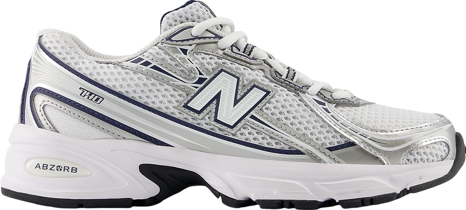 NEW!!! ★ New Balance ★ 740v2 Nb Navy White New Balance 740 trainers in navy and white | ASOS