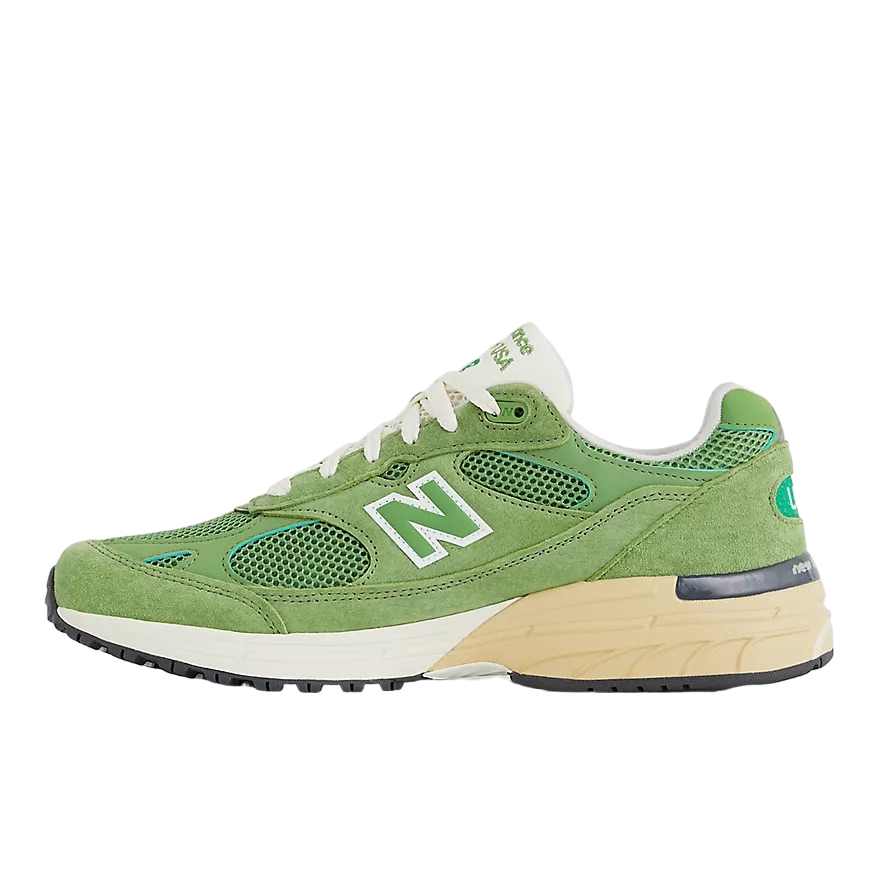 New Balance 993 Chive