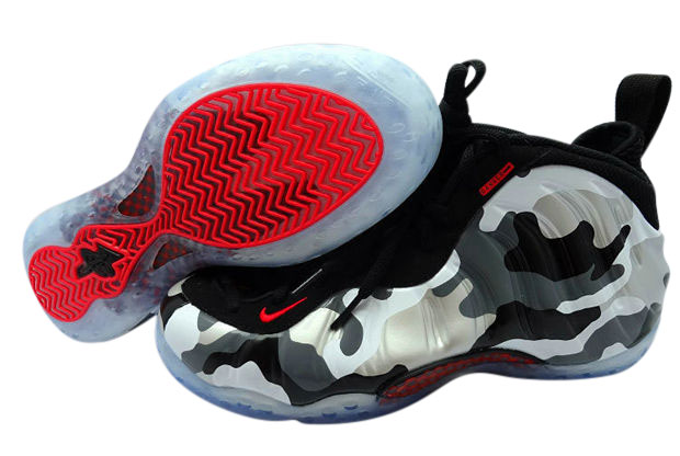 Nike Air Foamposite One Fighter Jet