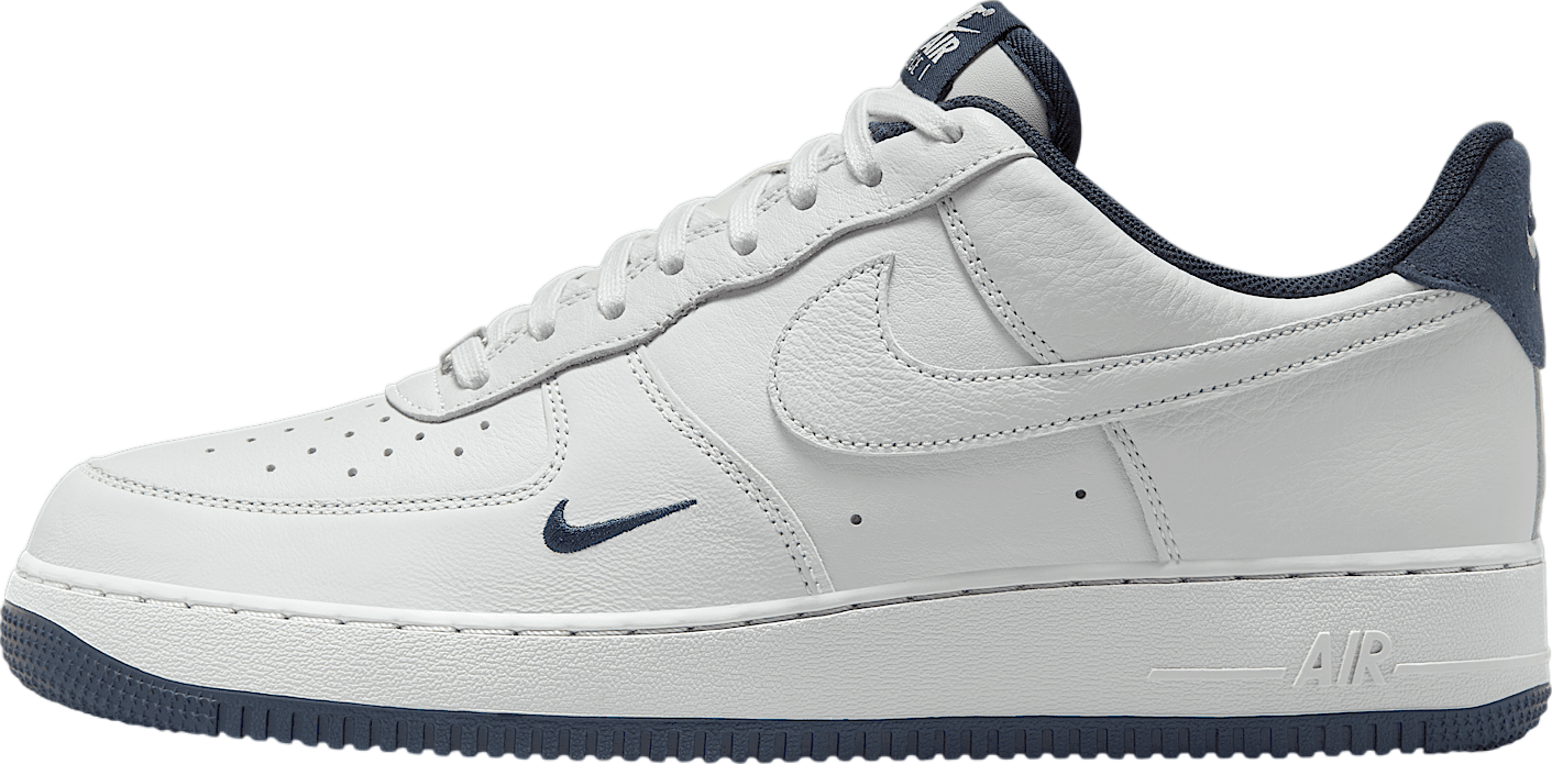 Nike Air Force 1 07 Lv8 Photon Dust / Obsidian - Dec 2024 - HM9483