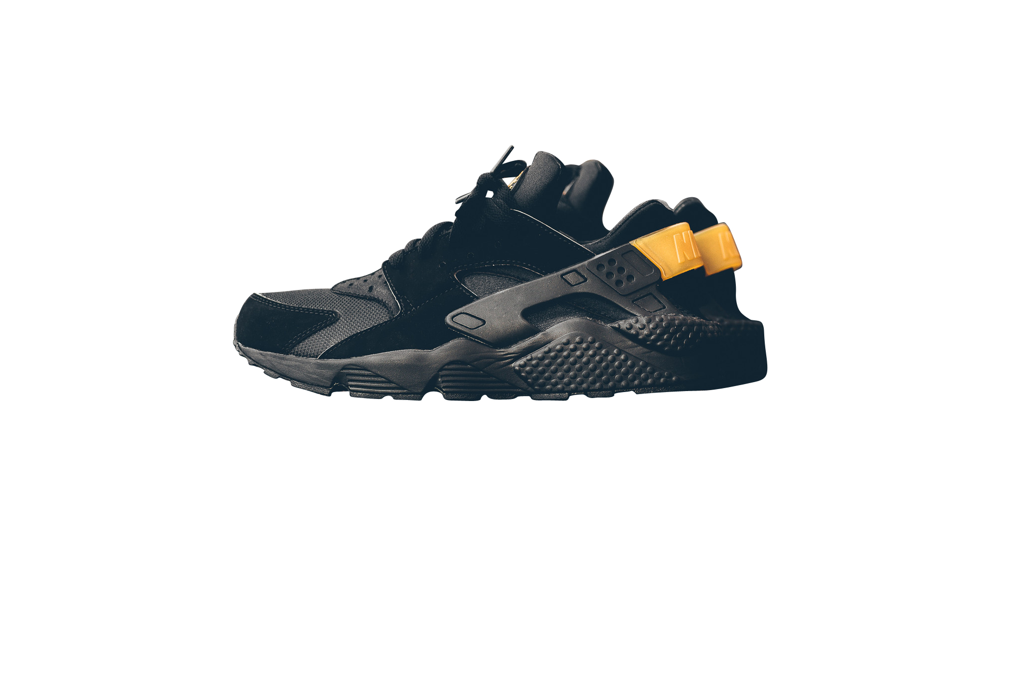 Nike Air Huarache Black Gold Oct 2016 318429 025 KicksOnFire