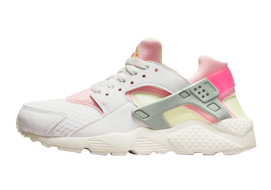 Nike Air Huarache GS Strawberry Sundae