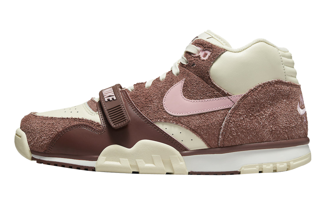 Nike Air Trainer 1 Valentine’s Day