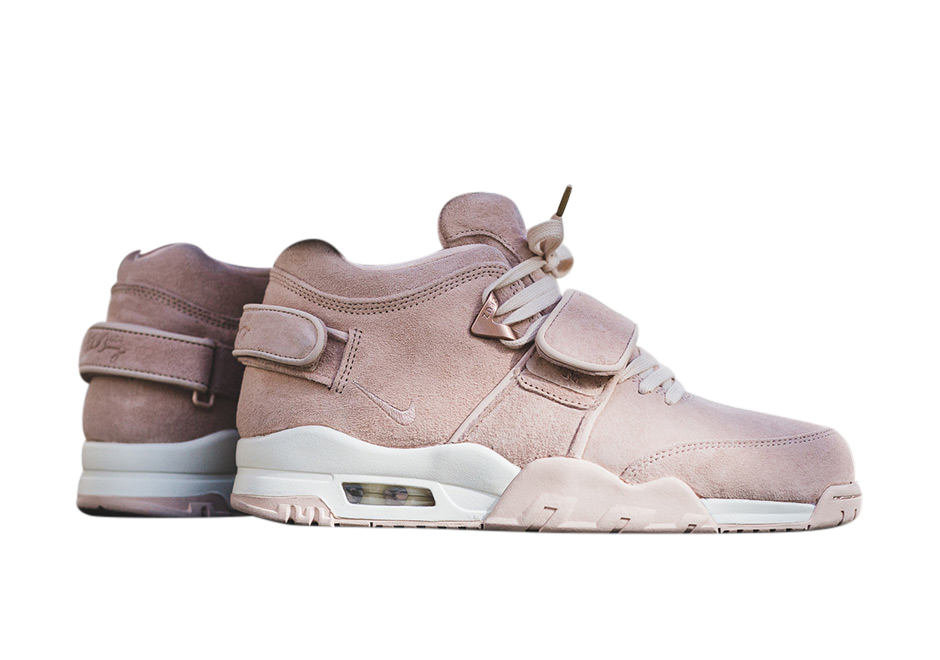 Nike Air Trainer Cruz Easter