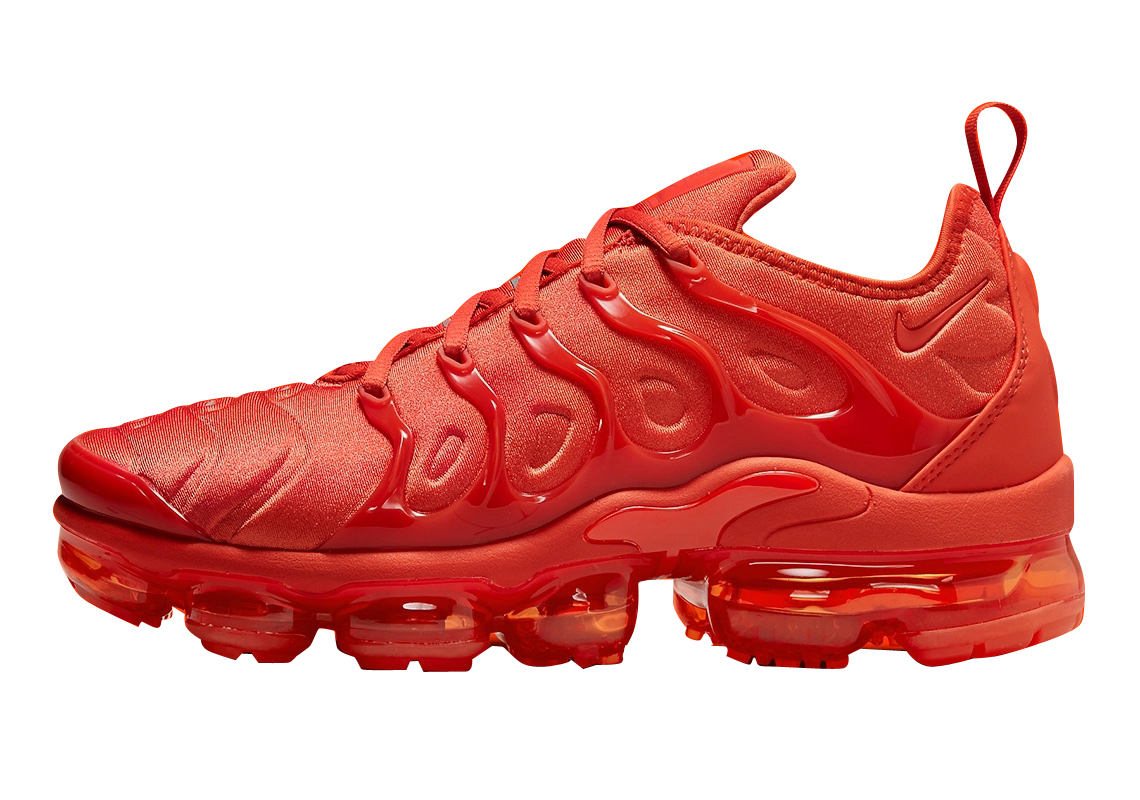 Nike Air Vapormax Plus Triple Orange