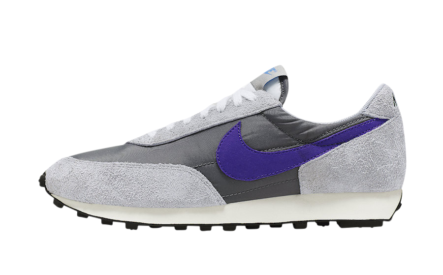 nike daybreak sp metallic silver