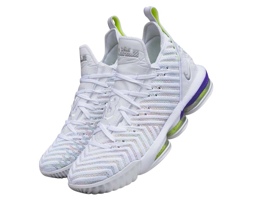 Nike lebron buzz lightyear online