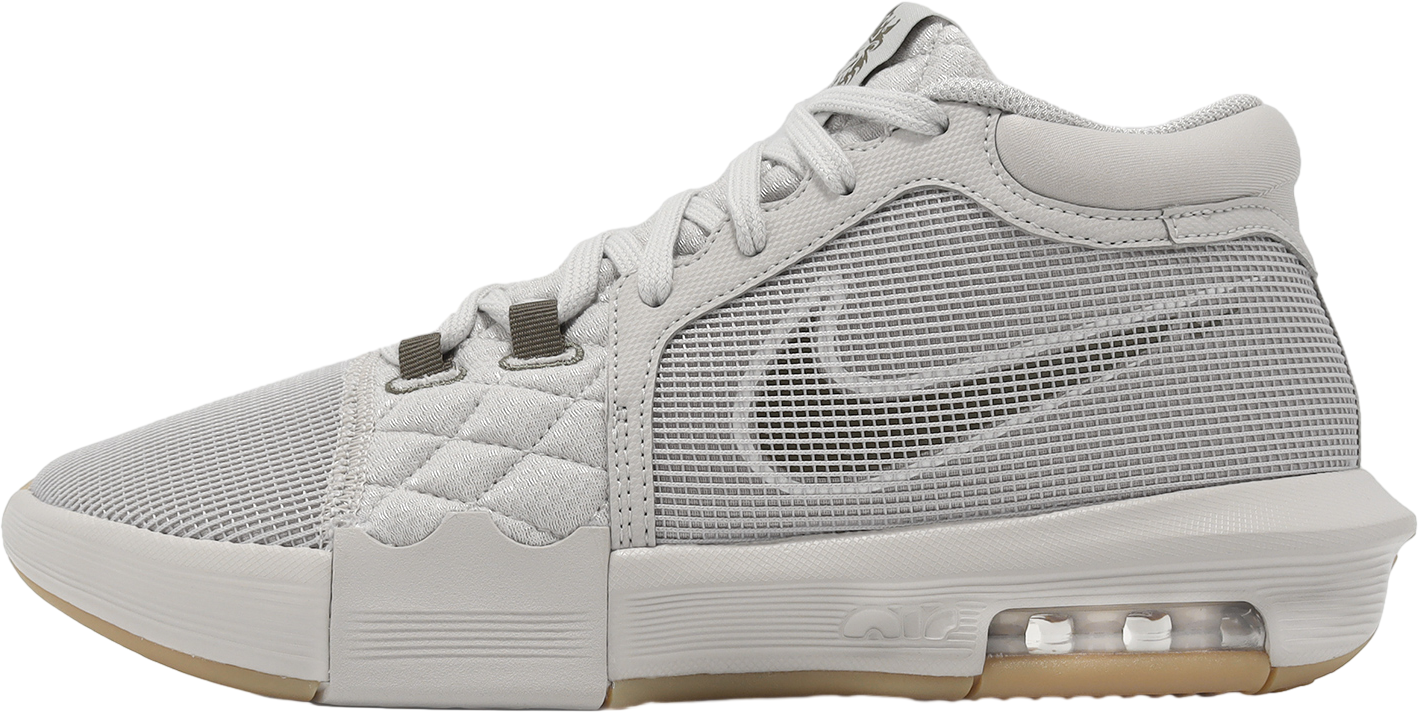 バッシュ　24cm Nike Lebron Witness VIII EP LeBron Witness VIII EP Basketball Shoes. Nike ID