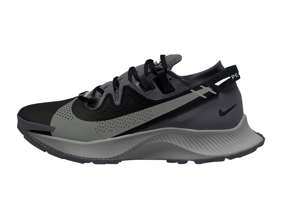 Nike Pegasus Trail 2 Black Dark Smoke Grey