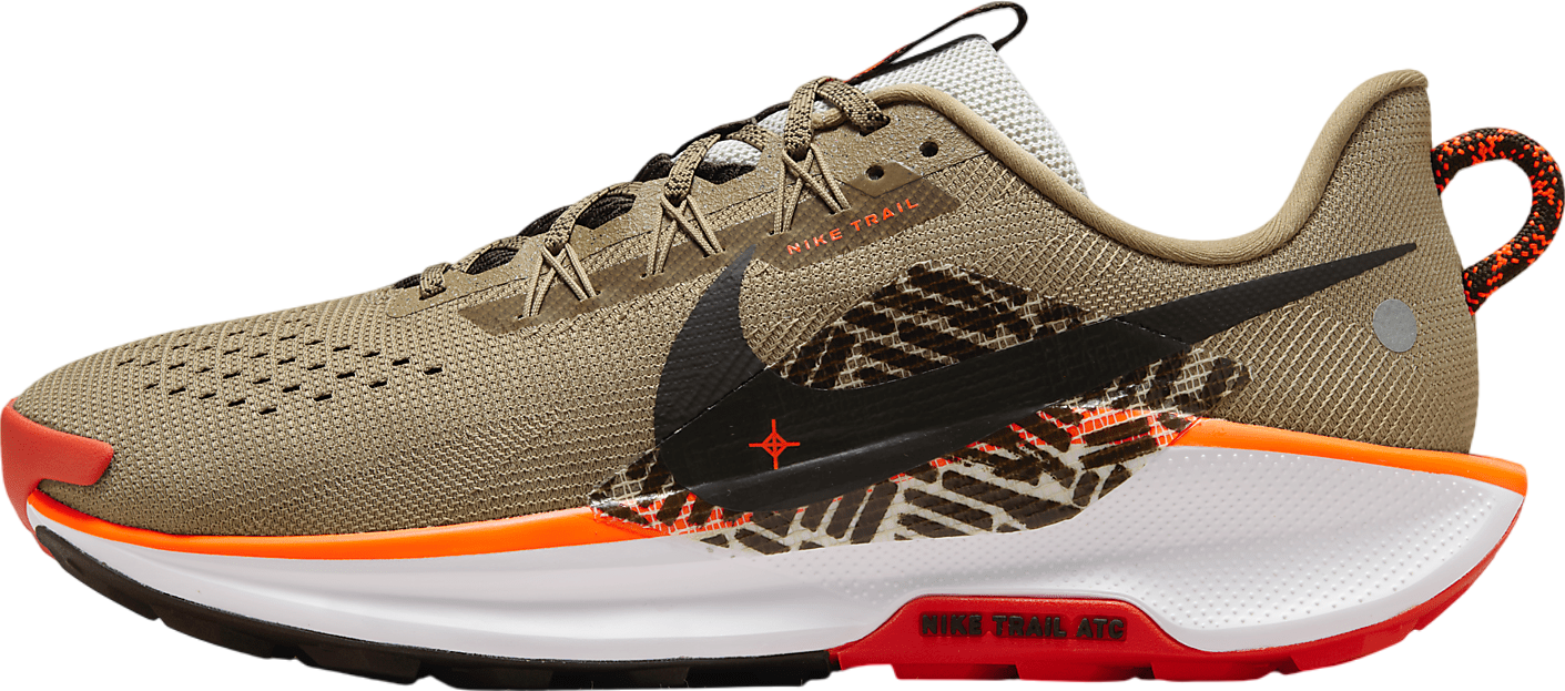 Nike Pegasus Trail 5 Khaki / Hyper Crimson