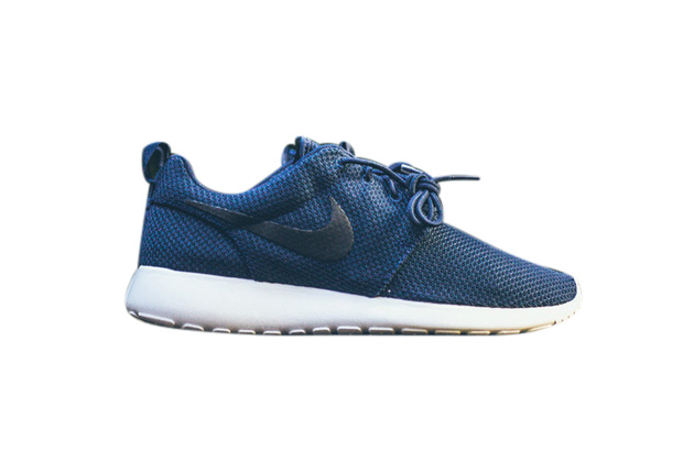 nike roshe run 2015