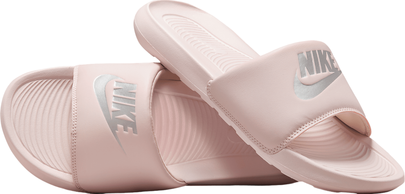 NIKE★WMNS VICTORI ONE SLIDE★兼用★BARELY ROSE Women's Nike Victori One Slide Barely Rose/Metallic Silver