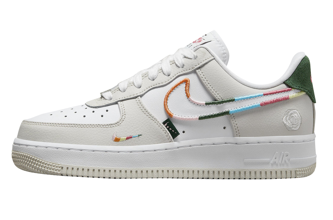 Nike WMNS Air Force 1 Low All Petals United