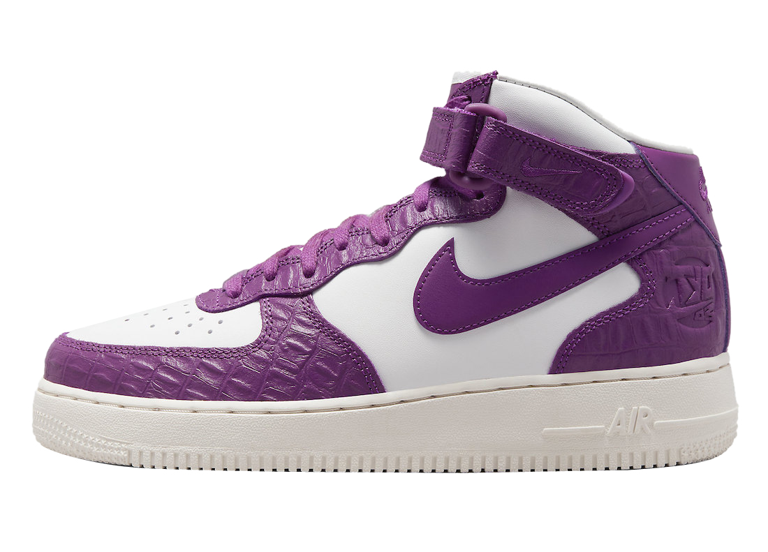 Nike WMNS Air Force 1 Mid Tokyo 2003