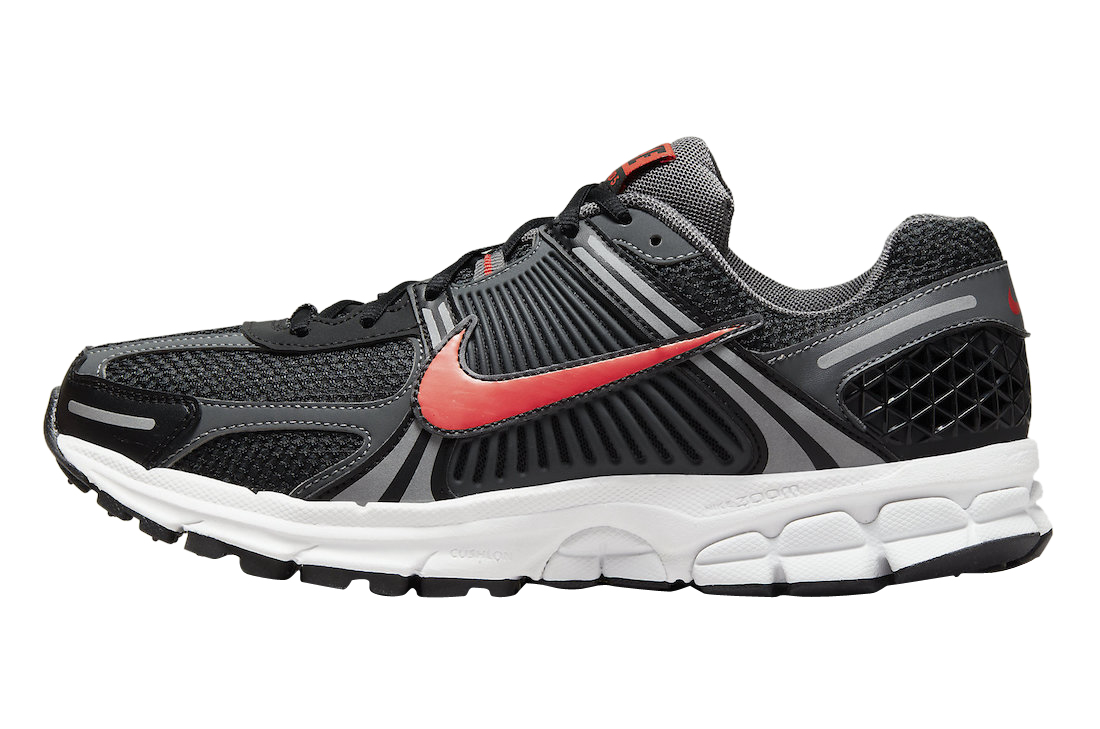 ★NIKE★ Zoom Vomero 5 M Total Orange Black White llic P Nike Zoom Vomero 5 in Total Orange, Black, White, & Metallic