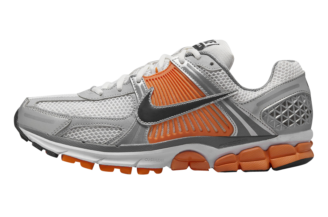 専用⑤ nike-zoom-vomero-5-metallic-